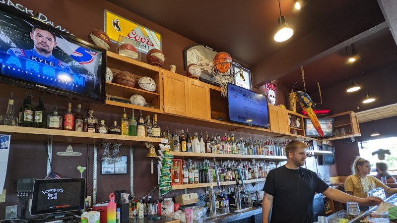Bar photo 3